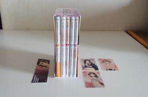 หนังสือการ์ตูน Boxset (LN) นิยาย โกนหนวดไปทำงานแล้วกลับบ้านมาพบเธอ เล่ม 1-5 ครบจบ + Bookmark 1 อัน + Clear Card 3 ใบ ผลงานของ Shimesaba ชิเมซาบะ (มือสอง)