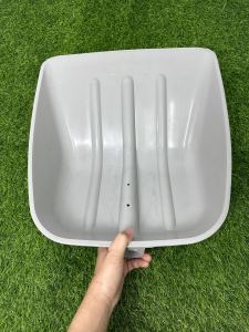 พลั่วพลาสติก(ขนาด 42x38CM) สำหรับตักดินปลูกต้นไม้ ตักทราย จับสบายไม่เจ็บมือ พลั่วพรวนดิน ช้อนตักพลาสติก ที่ตักอเนกประสงค์ กระบวยยักษ์