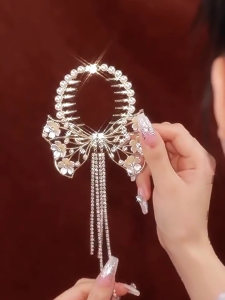 Fashion Bowknot Tassels Pills Head Ponytail Buckle Eye Catching Rhinestones Hairpin Headwear for Parties and Weddings