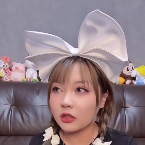 ที่คาดผมโบว์ใหญ่หรูหราห่วงรัดผมโบว์โบว์ซาตินหวานตกแต่งวิกผมแฟนซีปาร์ตี้คริสต์มาส