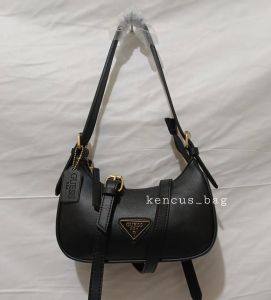 Tas Wanita bahu dan Selempang 6U335T PU Leather Signature