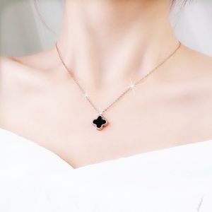 kalung titanium lv vintage trending fashion korea style premium elegan clover bolak balik KL18