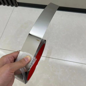 La cuộn inox có keo màu vàng gương cuộn 10m cuộn la inox màu đồng gương có sẵn keo tự thi công đơn gian