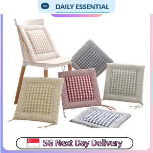 【DAILY ESSENTIAL】 Cotton Linen Checkered Seat Cushion 40 x 40cm with Ties
