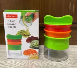 เครื่องหั่นผักและผลไม้แบบหมุน 3ใบมีด เครื่องตัดผักเกลียวปรับได้ อุปกรณ์เครื่องใช้ในครัว