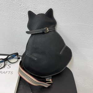 TAS SELEMPANG KULIT WANITA | BENTUK LUCU | NEKOMATA