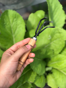 Dụng Cụ Làm Vườn 3 Món Cán Gỗ Nhỏ - Gồm: 2 Xẻng 1 Cào tiện dụng chất lượng tốt bền bỉ - Nông dân phố 88