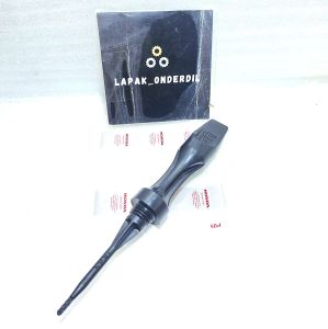 TUTUP OLI HONDA PCX 150 PCX 160 VARIO 160 ORIGINAL HONDA BARU