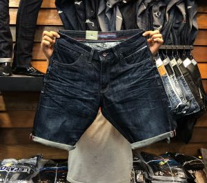 miraaya jeans pendek lecaso premium // jeans pendek lecaso murah // jeans pendek terbaru