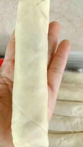 แผ่นปอเปี๊ยะ แผ่นขนมผูกรัก (ขนาด 7.5"*7.5") สำเร็รรูป สีฟ้า