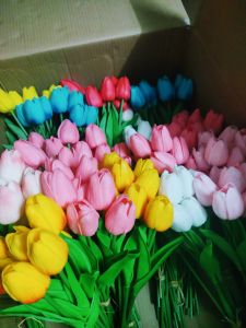 Hoa tulip giả hoa decor loại một size to hương thơm dễ chịu. Món quà ý nghĩa để gửi lời yêu thương