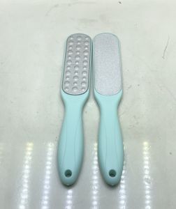 [Tặng kèm 1 kem thanh hiền]Chà gót chân đẹp như hình