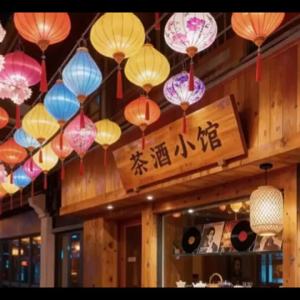 FFBH Random Color Traditional Chinese Silk Lantern 12/14/16/18inch Hanging Design Mid-Autumn Festival Decoration Durable Easy Storage K7M2P