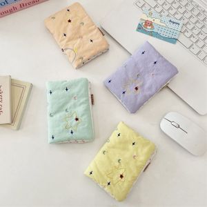 SOFA มัลติฟังก์ชั่ ฝาครอบป้องกันหนังสือเดินทาง บริการเช็คอินเครื่องบิน กระเป๋าเงินสตรี แฟชั่นสำหรับผู้หญิง ผ้าคอตตอน กระเป๋าเก็บบัตร สาวๆ