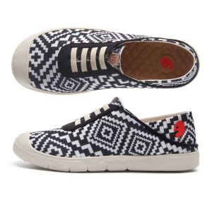 UIN Cadiz 7ผู้หญิงศิลปะวาดรองเท้าเดินทางรองเท้าส้นเตี้ยทรงสลิปออน Comfort รองเท้าผ้าใบน้ำหนักเบา