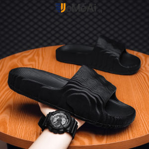 UoMeAi Sandal Pria Kekinian Sandal Cowok Sendal Slop Wanita Sandal Slide Pria Sendal Flat Rumah