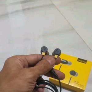 HEADSET REALME R MAGNET suara jernih