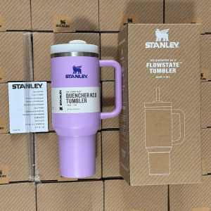 [SG Ready Stock]SEASON LIMITED STANLEY The Quencher H2.O FlowState™ Tumbler Water Bottle 40OZ
