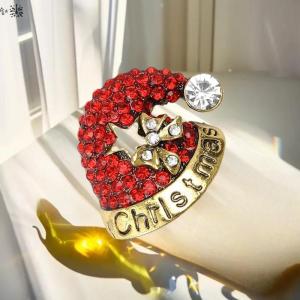 💓💖🧧🏮 เข็มกลัดแฟชั่นหมวกคริสต์มาสพลอยเทียมเคลือบน่ารักสำหรับผู้หญิงเสื้อผ้าเสื้อโค้ทเครื่องประดับของขวัญ