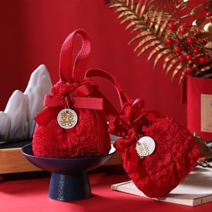 ANGY จุได้มาก กระเป๋าหูรูดปีใหม่ สไตล์เกาหลีแบบ กระเป๋าถือสีแดงกุทัณฑ์ ถุงน้ำตาลเทศกาล แบบพกพาได้ ถุงบรรจุเครื่องประดับ ถุงขนมแต่งงาน หญิง/หญิง