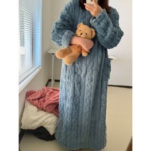 Autumn and winter jacquard nightgown coral velvet large size loose and warm home wear with added velvet and thickness mid-length pajamas and robe