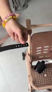 An toàn pushchair cup núi an toàn cốc PP chủ lưu trữ lớn ngăn cho bình sữa hoặc cha mẹ đồ uống