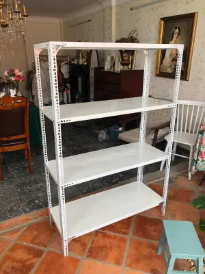 Kệ sắt V lỗ đa năng 2- 3 -4 -5 tầng Dài 60cm x rộng 30cm x cao 0.6-0.8-1-1.2-1.5m. Lắp Ghép Đa Năng