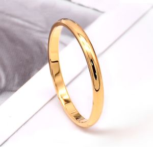Nhẫn titan nữ không gỉ 2 mm kiểu nhẫn trơn sáng màu bền đẹp