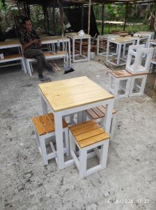 Meja Kursi Cafe Resto Meja Makan Warung Bakso (1 meja + 4 kursi) Warna Oak