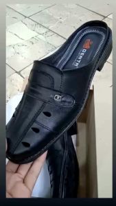 Sandal model bustong untuk pria dewasa