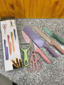 6pcs Kitchen Knife set corrugated Colorful Stainless Steel chef Knife cleaver bread knife scissors kitchen Bar