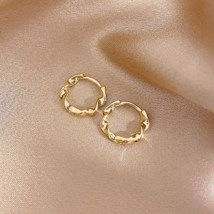 Korean Daisy Flower Stud Earrings For Women Simple Small Hanging Earrings Girl Romantic Earring Party Jewelry Gift