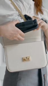 Handheld gimbal stabilizer selfie stick L09 Bluetooth mobile phone holder adjustable fill light selfie stand for iPhone/Xiaomi