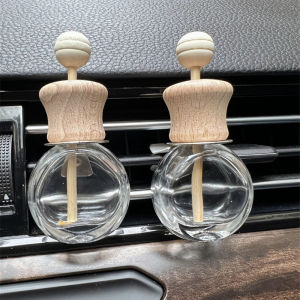 Christmas gift 【AYLMER】 Air Freshener Car Perfume Clip Essential Oil Diffuser Vent Empty Bottle Decoration Aromatherapy Bottle