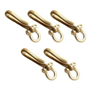 Portable Scratch Resisent U Shape Key Holder Accessory for Belt Loop Wallets Crafted of Solid Polished Brass Materials