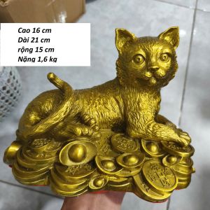 Tượng mèo phong thuỷ nằm trên bệ tiền chất liệu bằng đồng vàng SA0950