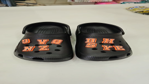 Charm gắn dép mẫu chữ cái gắn dép sục C28 Orange
