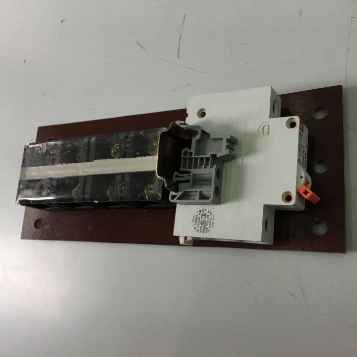 B%E1%BA%A3ng%20%C4%91i%E1%BB%87n%20c%E1%BB%99t%20%C4%91%C3%A8n%20cao%20%C3%A1p,%20%C4%91%C3%A8n%20s%C3%A2n%20v%C6%B0%E1%BB%9Dn%20-%20Image%204