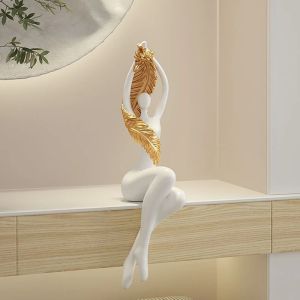 Sacesr Morden Character Figurines Unique Creative Art Sitting Posture Figurine Entrance Luxury Ornaments Home Cabinet Table Decoration 2B5Z7
