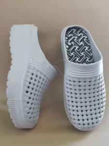 ส่งไวมาก รองเท้าลำลองพื้นสูง 2 นิ้ว รองเท้าพยาบาล ใส่สบาย พื้นนิ่ม รองเท้าเพื่อสุขภาพ