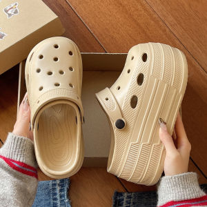[Free Shipping] Summer womens outdoor beach high-heeled thick-soled 9CM perforated shoes height-increasing student work closed-toe sandals for women