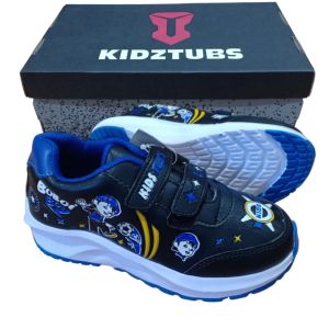 KIDZTUBS Sepatu Sekolah Anak Laki Laki Sepatu Warna Hitam Murah Tali Perekat Rekat Kecil Tanggung Umur 6-10 Tahun PAUD TK SD SMP SMA Kelas 1 2 3 4 5 6 7 8 9 0-KIDZTUBS 1453101324