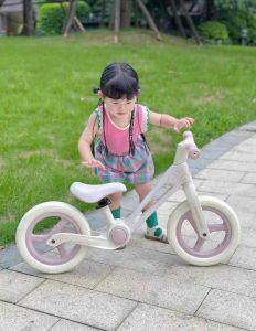 Xe giữ thăng bằng Umoo xe tập đi cho bé 2 bánh có thể điều chỉnh độ cao yên xe 35-45cm