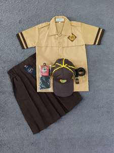 setelan seragam sekolah pramuka siaga perempuan pendek sd kelas 1-6 topi siaga