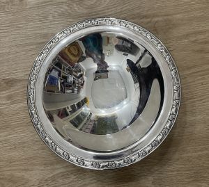 Khay kim loại handmade hàng sưu tầm dùng để decor trang trí của Mỹ
