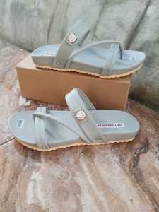 Sendal jepit wanita terlaris kita shopping
