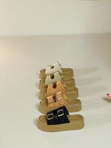[Free Shipping] WomenS Outdoor Sandals 2025 New Model Flat Slip-On Soft Sole Retro Beach Sandals For Women