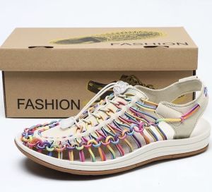 รองเท้าแตะแบบถัก🔥สไตล์ลำลอง ผู้ชาย รองเท้าแตะชายหาด สำหรับผู้หญิง (หลากสี)  รองเท้าผูกเชือก รองเท้ารัดส้น รองเท้าแตะ （ขนาดรองเท้า-1）