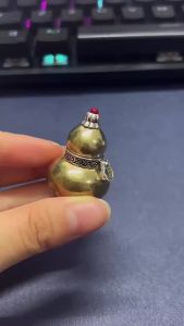 ที่แขวนกระเป๋าสะพายไหล่สำนักงานเครื่องประดับจี้ทองแดงของขวัญประดับแขวนติดรถยนต์ด้ามจับน้ำเต้า