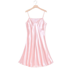 ชุดนอนเซ็กซี่ ชุดนอนสตรีสายรัดบาง ๆ ชุดนอนผ้าไหมเทียมเซ็กซี่เสื้อกั๊กผ้าไหมน้ำแข็งสุภาพสตรี Bottoming กระโปรง